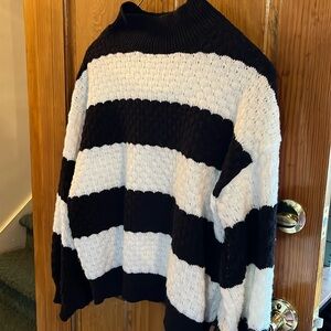 Nine W. black-and-white striped crop sweater size XL